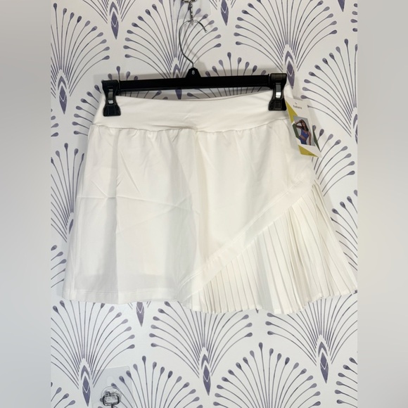 HALARA Pants - Halara| White Skort